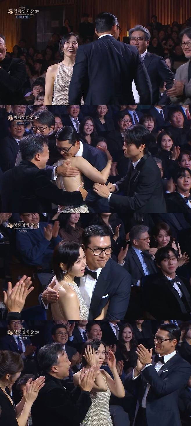 [서울=뉴시스] 배우 현빈·손예진 부부가 지난 19일 서울 여의도 KBS홀에서 진행한 '제46회 청룡영화상'에서 남녀주연상을 동반 수상했다. (사진='제46회 청룡영화상' 캡처) 2025.11.20. photo@newsis.com *재판매 및 DB 금지