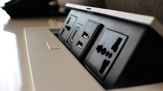 EU나 미국은 일정 범주의 해외 구매 제품에도 공통 안전 기준을 적용하고 있다. 플랫폼 책임 강화와 국제적 공동 규제가 필요한 시점이다. 게티이미지