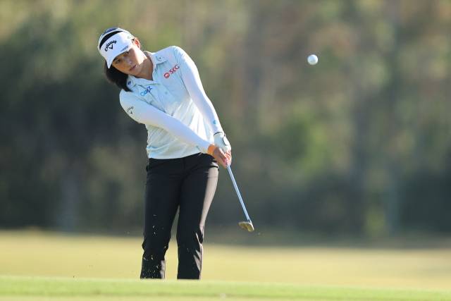 연습 라운드를 하고 있는 티띠꾼. 사진 제공=AFP연합뉴스