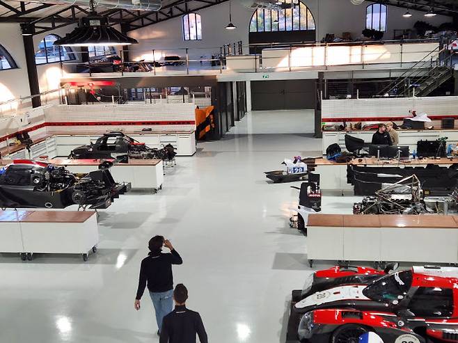 ‘제네시스 마그마 레이싱(GMR) 워크샵’ 내부 전경 (사진=이데일리 이배운 기자)