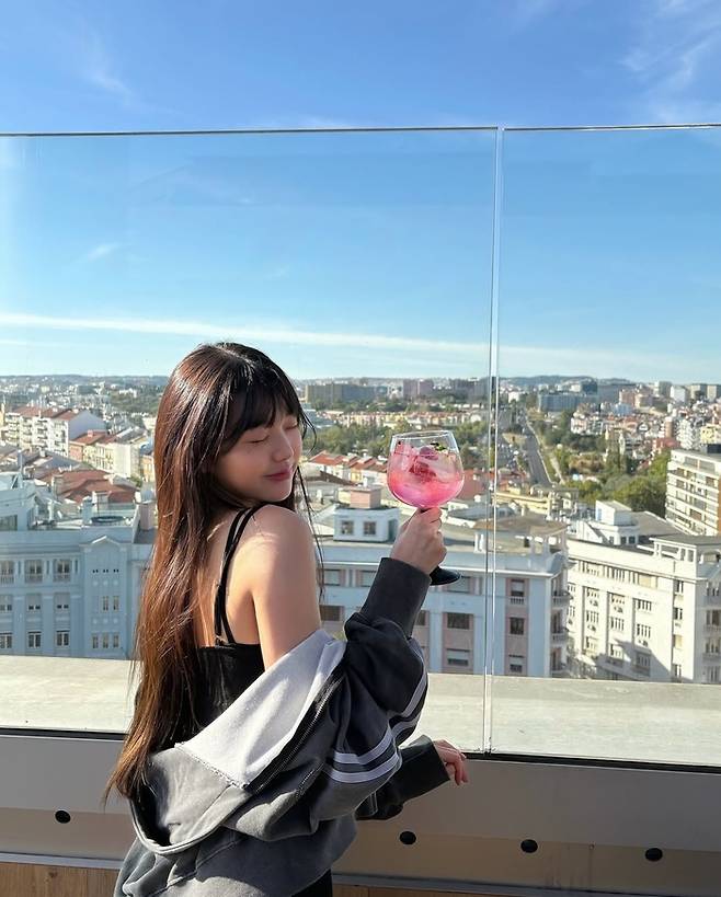 사진ㅣ장원영 SNS