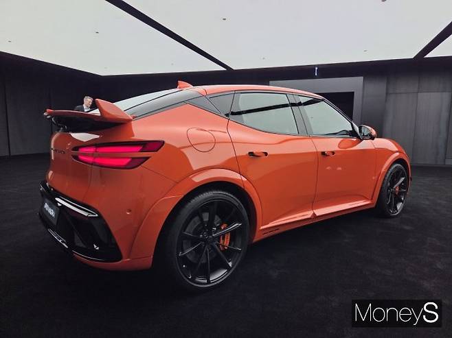 GV60 마그마는 고속 한계 주행뿐만 아니라 일상에서도 항상 운전자에게 안정감을 준다. /사진=최유빈 기자