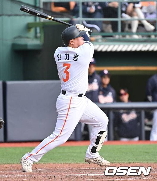 한화 이글스 시절 안치홍. /OSEN DB