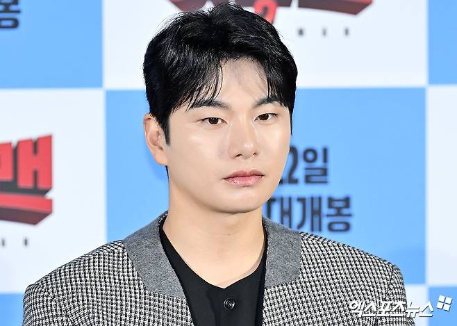 이이경.