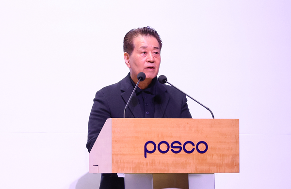장인화 포스코그룹 회장이 18일 경북 포항공대에서 열린 '테크포럼'에서 발언하고 있다. ⓒ포스코그룹