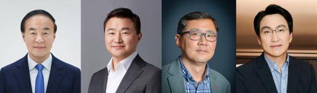 삼성전자는 21일 '2026년 정기 사장단 인사'를 발표했다. 사진 왼쪽부터 전영현 반도체(DS) 부문장·메모리사업부장, 노태문 모바일·가전(DX) 부문장·MX사업부장, 박홍근 SAIT원장, 윤장현 DX부문 CTO 사장 겸 삼성리서치장. 삼성전자 제공