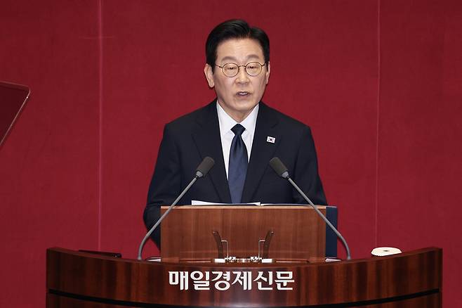 이재명 대통령이 4일 서울 여의도 국회에서 2026년 예산안 대통령 시정연설을 하고 있다. 2025.11.04. 대통령실사진기자단 김호영기자