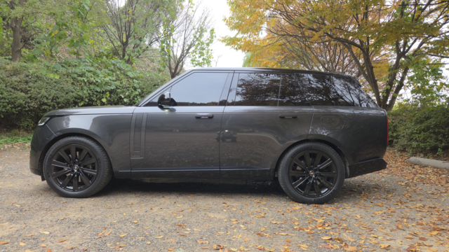 랜드로버 레인지로버 플러그인하이브리드(PHEV). 장우진 기자