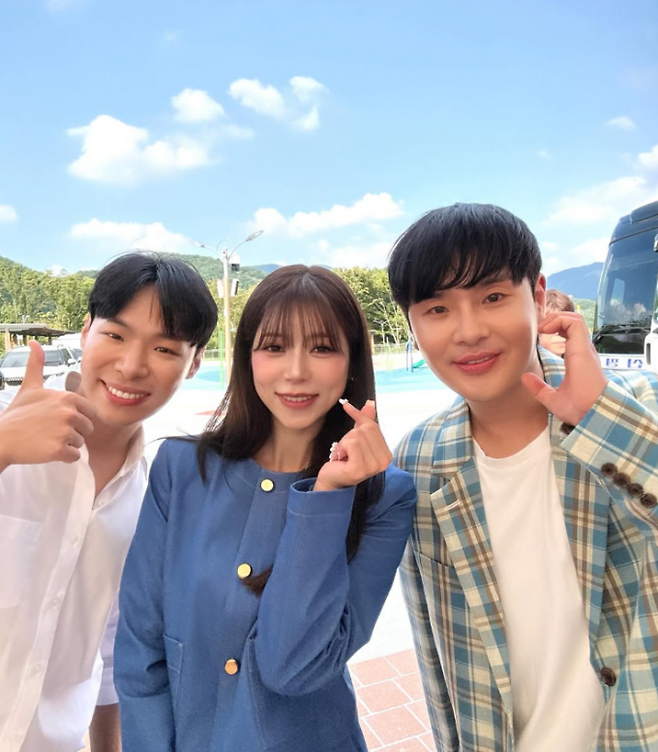 ‘트롯 여신’ 양지은, ‘전국노래자랑’ 양산 편서 신곡 ‘먹먹’ 열창 (출처:양지은인스타그램)