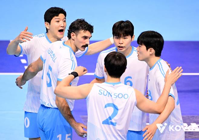 대한항공이 선두 독주 체제를 노린다. KB손해보험은 저지에 나선다. 사진=KOVO