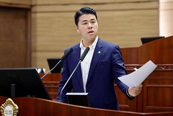 이병하 천안시의원 [사진=천안시의회]