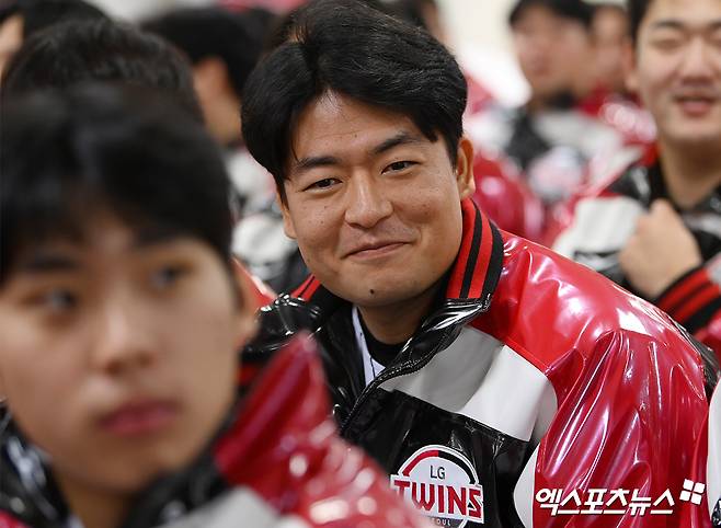 8일 오후 서울 송파구 잠실야구장에서 LG트윈스 2025년 선수단 신년인사회가 열렸다.  LG 심창민이 신년인사회에 참석하고 있다. 엑스포츠뉴스 DB