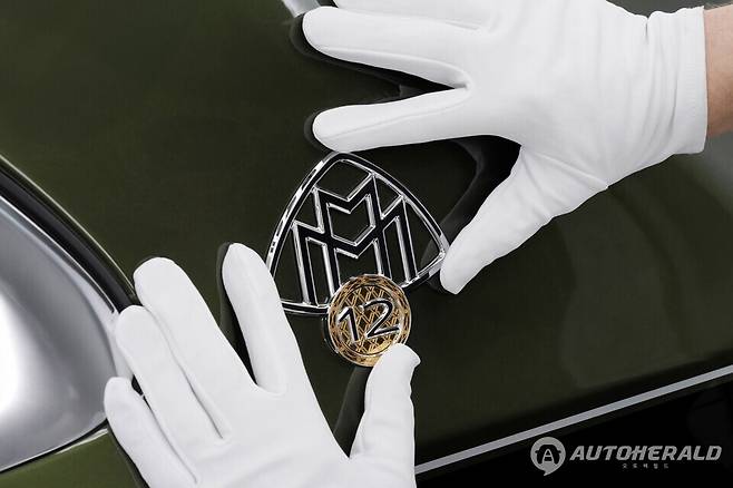 해당 모델은 지난 9월 이탈리아 치비타베키아의 역사적인 미켈란젤로 요새에서 최초 공개됐다(벤츠 제공)