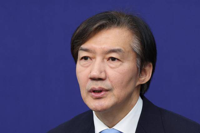 조국 조국혁신당 대표가 26일 서울 여의도 국회의사당에서 열린 '끝까지 간다 특별위원회' 회의에 참석해 발언하고 있다. 뉴스1