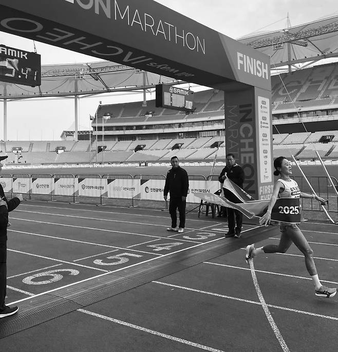 25일 자신의 SNS를 통해 최근 불거진 신체 접촉 관련 장문의 입장문을 게시한 이수민. 사진=이수민 SNS