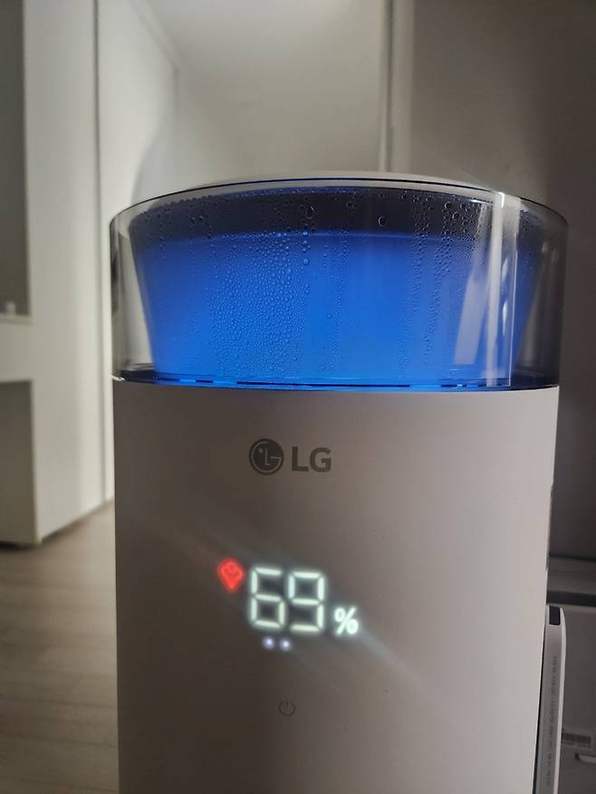 LG 퓨리케어 오브제컬렉션 하이드로에센셜.[전종헌 기자]