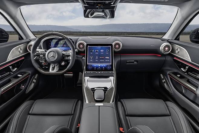 더 뉴 메르세데스-AMG GT 63 S E 퍼포먼스 실내 [메르세데스-벤츠 코리아 제공]