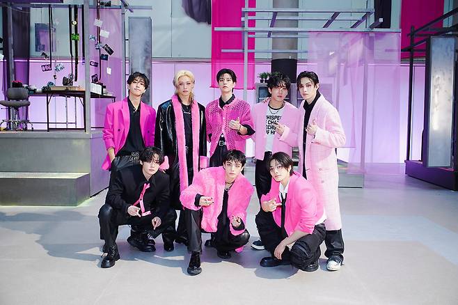 JYP엔터테인먼트 제공