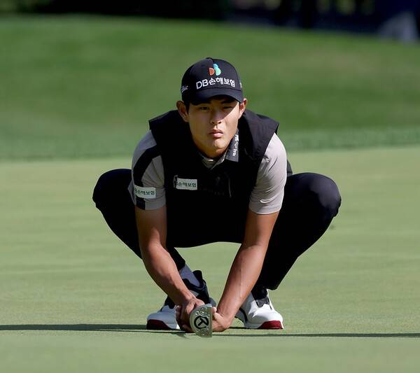 2025년 아시안골프투어 인도 바라트 클래식 우승 경쟁에 뛰어든 장희민 프로. 사진제공=KPGA (사진을 무단으로 사용하지 마십시오.)
