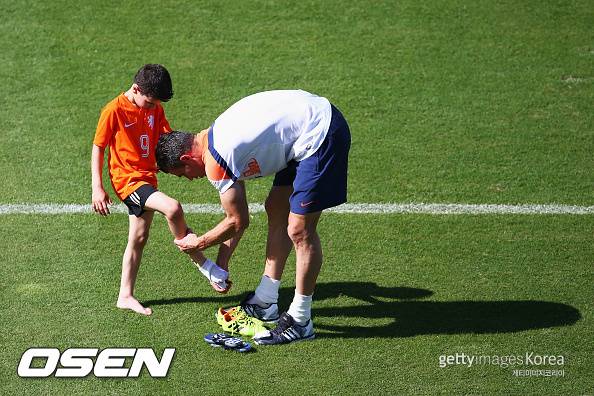 [사진] 2014년도 로빈 판 페르시와 샤킬 판 페르시 ⓒGettyimages(무단전재 및 재배포 금지)