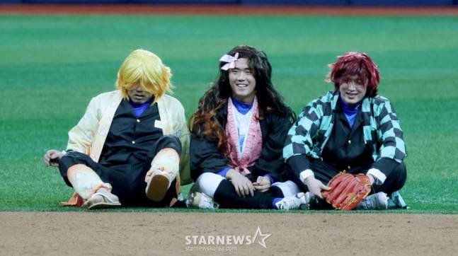 귀멸의 칼날 캐릭터로 변신한 김민수(왼쪽부터), 이병헌, 박치국. /사진=김진경 대기자