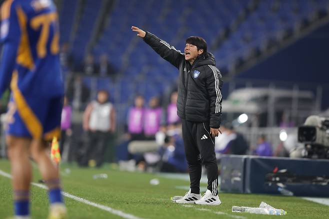 울산문수축구경기장/ 2025-2026 AFC 챔피언스리그 엘리트/ ACLE/ 리그스테이지 5차전/ 울산HDFC vs 부리람유나이티드FC/ 울산 노상래 감독대행/ 사진 김정수