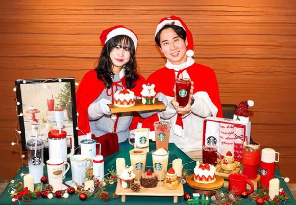 스타벅스 코리아가 크리스마스를 기념해 다양한 음료와 굿즈를 출시했다. [사진=스타벅스]