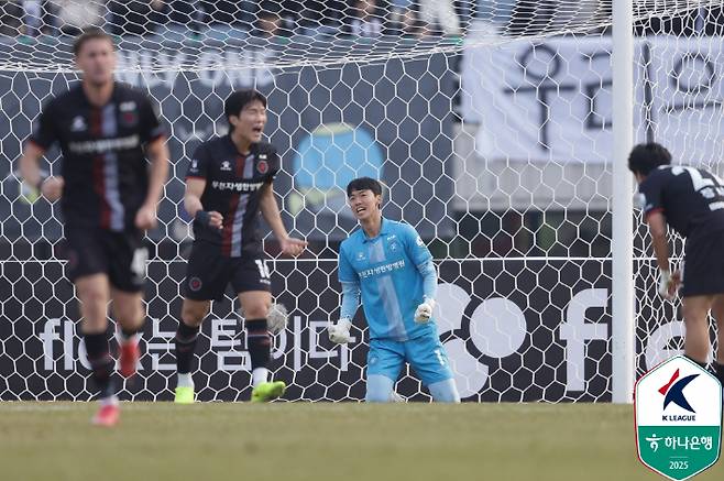 승강 플레이오프 진출 기뻐하는 부천. 한국프로축구연맹