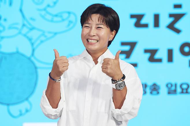 Star golfer Pak Se-ri poses for a photo during a press conference for KBS2TV's "Krazy Rich Korean" held at KBS in Yeouido, western Seoul, on June 10. [YONHAP]