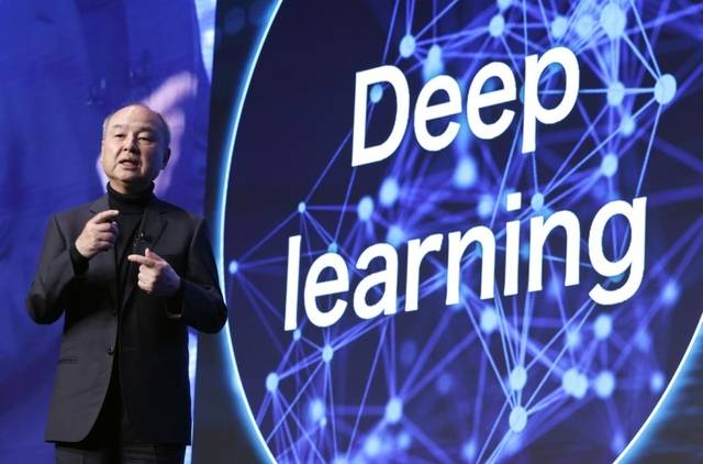 손정의(일본명 손 마사요시) 일본 소프트뱅크그룹 회장이 지난 7월16일 일본 도쿄에서 열린 행사에서 연설하고 있다. EPA연합뉴스