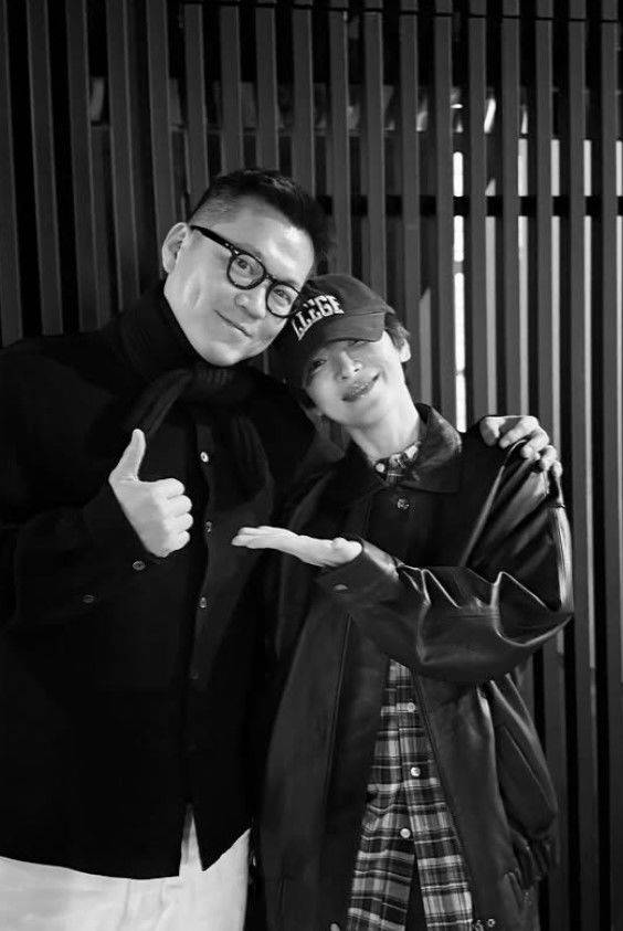 [서울=뉴시스] 목정욱, 송혜교. (사진=송혜교 인스타그램 캡처) 2025.12.02. photo@newsis.com *재판매 및 DB 금지