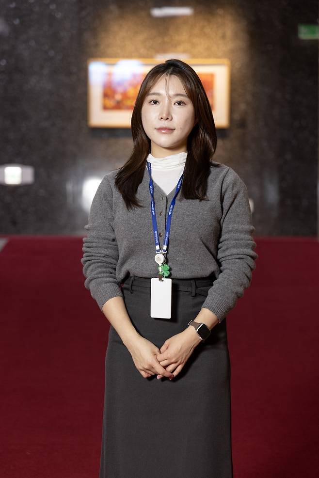 12·3 쿠데타 당일 원은설 국회의장실 정무비서관은 대통령실에서 긴급 담화를 준비하고 있다는 ‘지라시’를 이상하게 여겨 집에서 대기하고 있었다. 비상계엄이 선포되자 원은설 비서관은 경찰을 피해 담장을 넘고 국회 본관에 도착했다. ⓒ시사IN 조남진