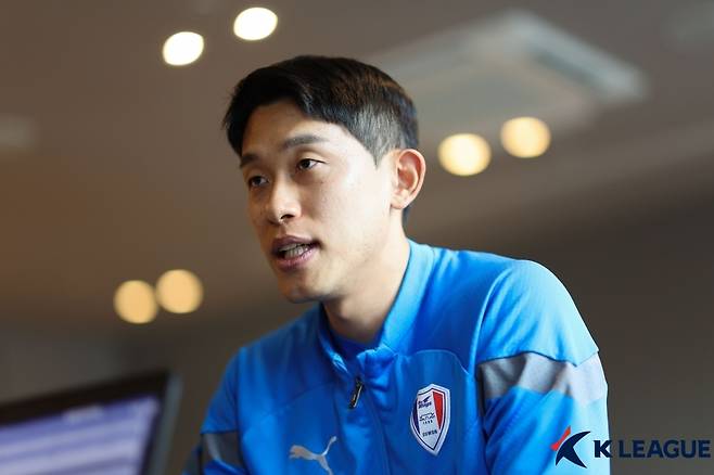 수원 삼성 시절의 최성근 | 프로축구연맹 제공