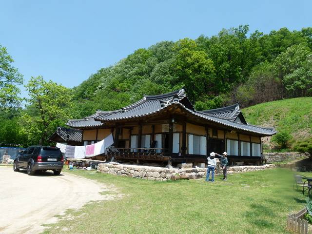 경북 안동시 일직면 망호리 대산 종택. 대산 이상정은 퇴계 이황을 시작으로 학봉 김성일, 경당 장흥효, 갈암 이현일, 밀암 이재로 이어지는 도학을 계승한 대학자로 '소퇴계'로 불렸다.