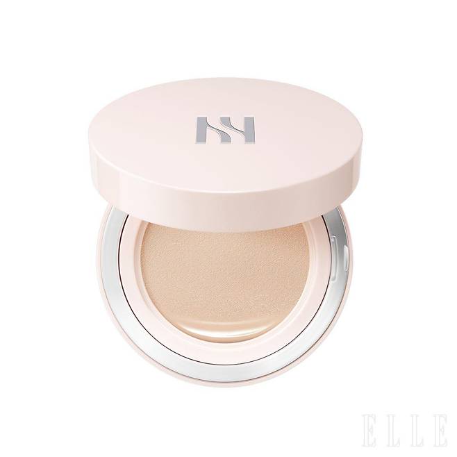 리플렉션 스킨 글로우 쿠션 파운데이션, 6만원, Hera.