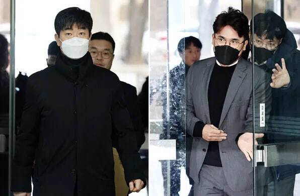 기아(KIA) 타이거즈의 김종국 전 감독(왼쪽)과 장정석 전 단장이 구속 전 피의자 심문(영장심사)을 받기 위해 지난해 1월 서초구 서울중앙지법으로 들어서고 있다. 연합뉴스