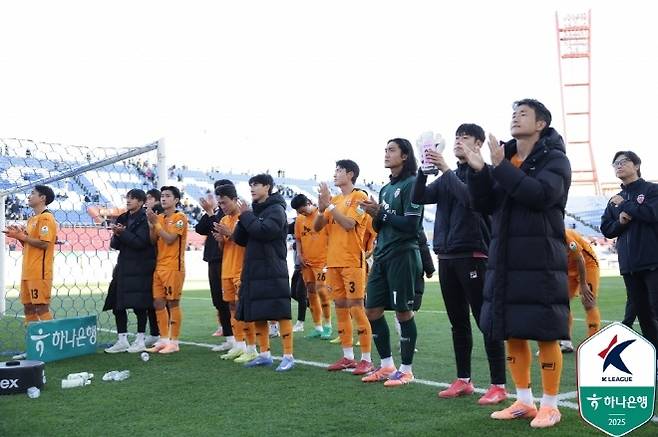 제주 SK 선수들. 사진=한국프로축구연맹