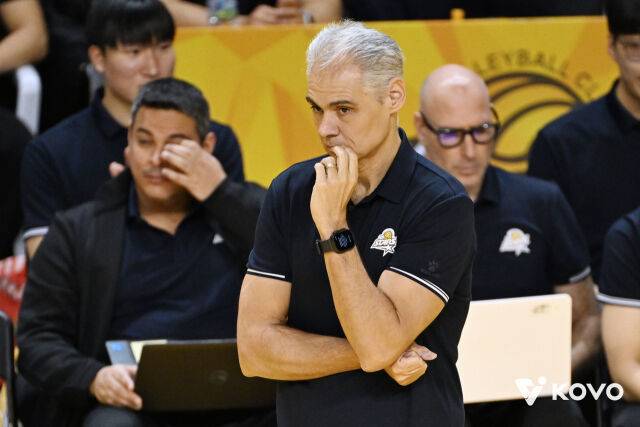 KB손해보험 레오나르도 카르발류 감독./KOVO