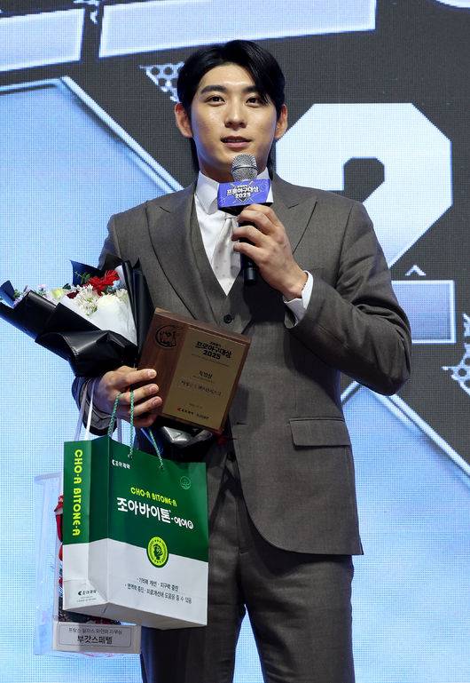 일간스포츠 제공