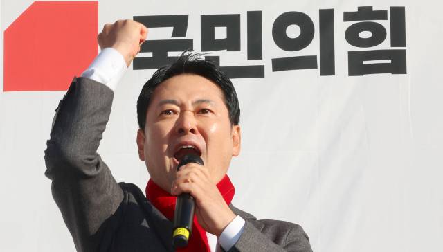 ▲국민의힘 장동혁 대표가 지난 1일 인천 미추홀구 주안역 앞에서 열린 민생회복 법치수호 국민대회에서 발언하고 있다. ⓒ연합뉴스