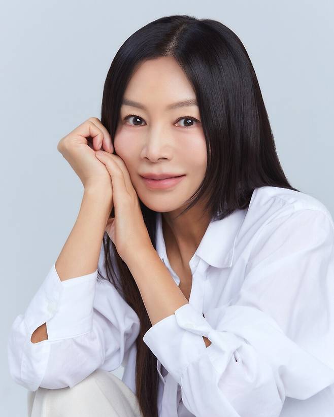 ▲ 황신혜. 제공ㅣ큐브엔터테인먼트