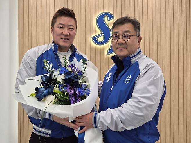 ▲ 삼성과 2년 최대 26억 원에 계약하며 친정팀으로 돌아온 최형우 ⓒ삼성라이온즈