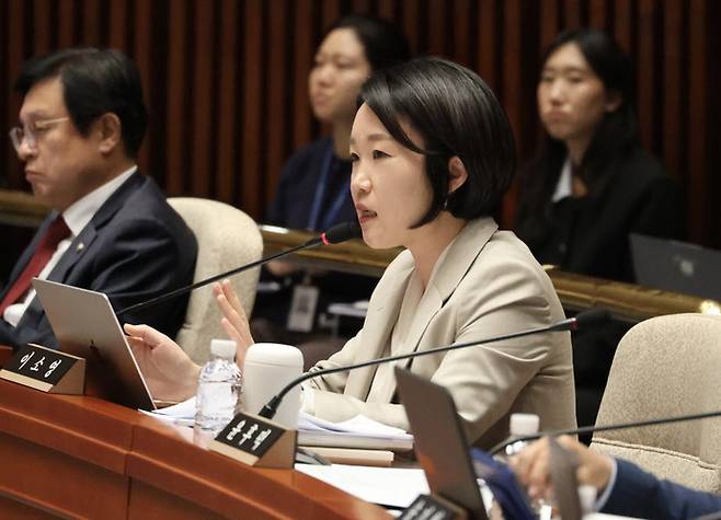 국회 예산결산특별위원회 여당 간사를 맡아 728조 원 국가예산 심사를 총괄한 더불어민주당 이소영 국회의원(의왕,과천). 사진=이소영의원실