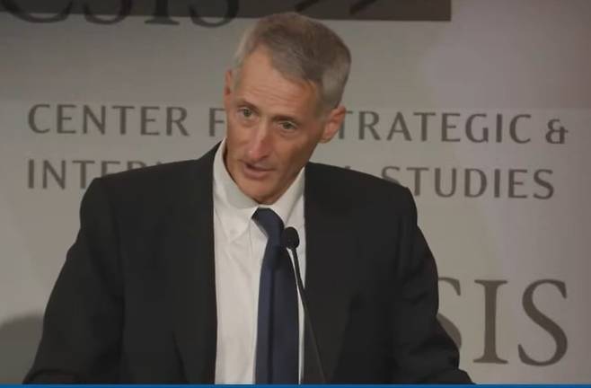 조너선 프리츠 미 국무부 동아태 선임 부차관보가 3일 한국국제교류재단(KF)과 전략국제문제연구소(CSIS)가 주최한 제10차 'KF-CSIS 한미전략포럼'에 참석해 기조 연설을 하고 있다. /CSIS