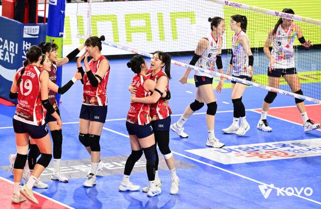 IBK기업은행이 정관장을 상대로 팀 역대 최다 13연속 득점을 기록했다./KOVO