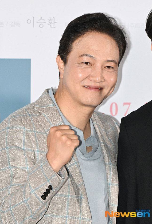 뉴스엔 DB 정웅인