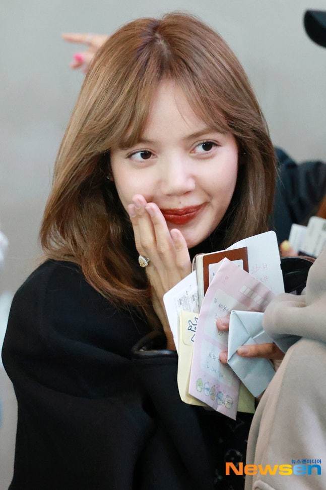 뉴스엔 DB 블랙핑크 리사