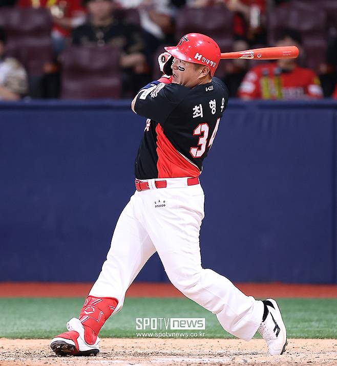 ▲ 삼성과 2년 총액 26억 원에 계약하며 KIA를 떠나 친정팀으로 복귀한 최형우 ⓒ곽혜미 기자