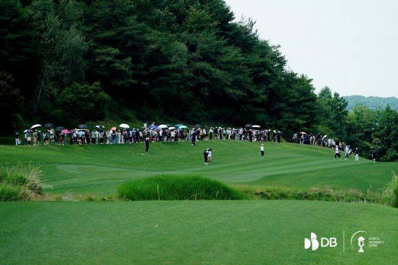 DB그룹 한국여자오픈이 열린 레인보우힐스 15번 홀은 여자 선수들에게 공포의 홀이었다. KGA 제공