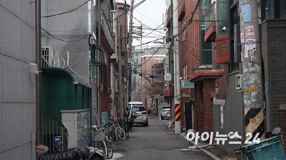 청년층이 많이 거주하는 서울 광진구 빌라 밀집 거리. [사진=이수현 기자]